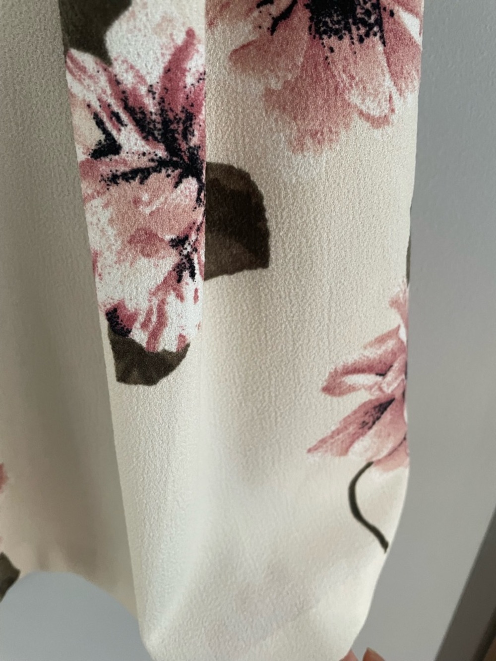 Dynamite Cream Sleeveless Mini Dress with Pink Floral Print - Picture 3 of 4